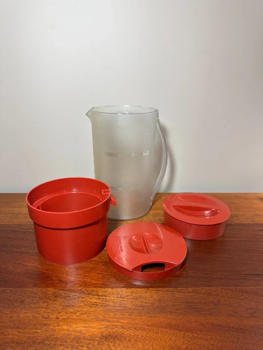 Mr. Coffee Iced Tea Maker - Model TM1 - White Red 2 Quart Pitcher - Works - READ